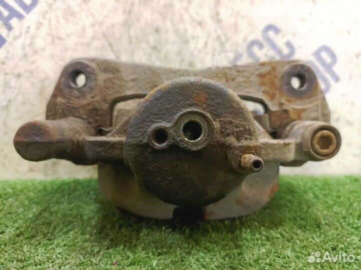 Суппорт передний левый Mazda 6 Gg седан 1.8 L8