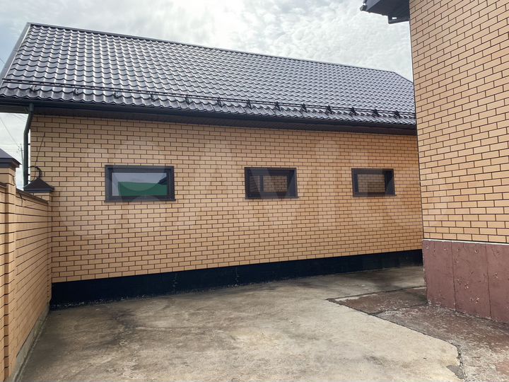 Дом 360 м² на участке 12 сот.