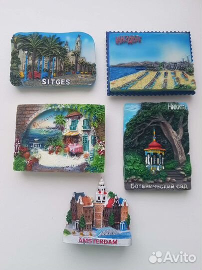 Магниты на холодильник из разных стран