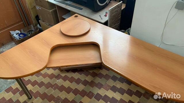 Компьютерный стол