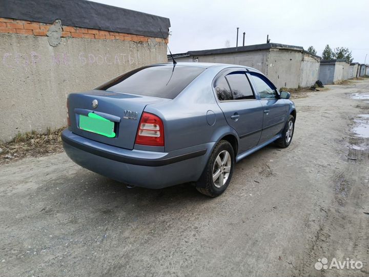 Skoda Octavia 1.6 МТ, 2008, 679 500 км