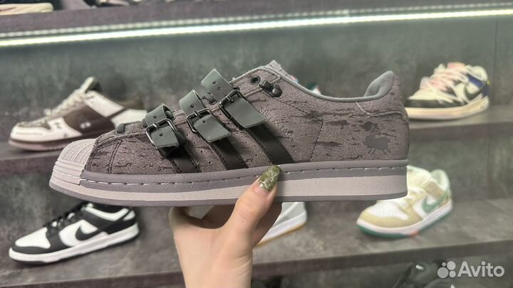 Кроссовки adidas superstar