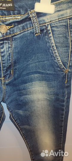 Продам джинсы на мальчика, рост 111-116