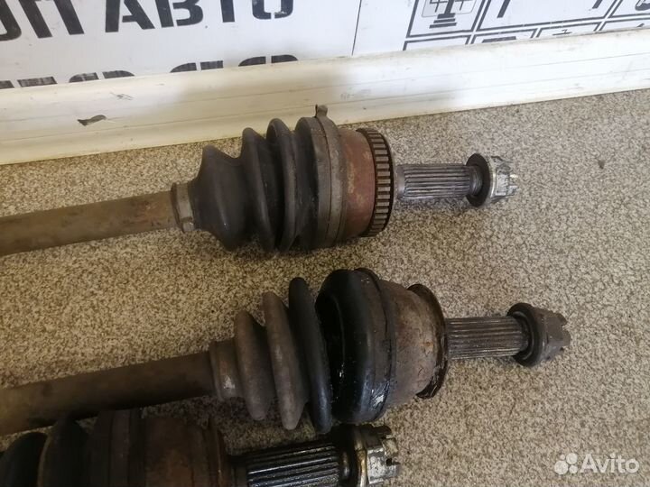 Полуось передняя для Hyundai Getz