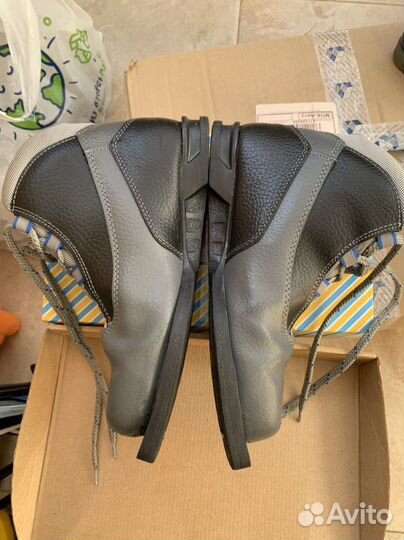 Лыжные ботинки 38р унисекс