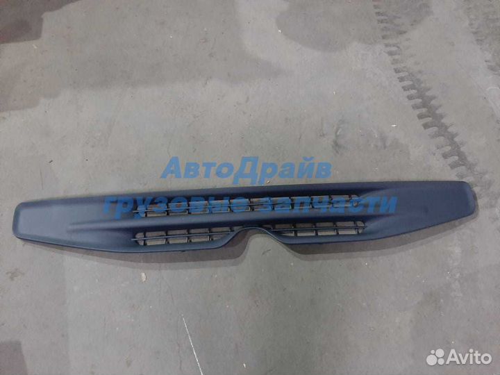 Решетка капота Рено Премиум Renault Premium