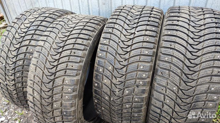 Michelin Latitude X-Ice North 3 235/40 R18