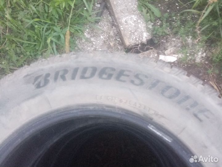 Bridgestone Blizzak Spike-01 195/65 R15