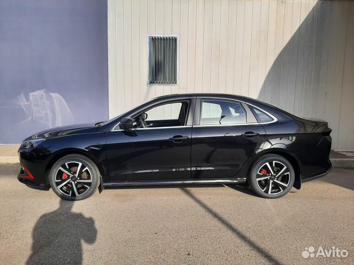 Kaiyi E5 1.5 CVT, 2023