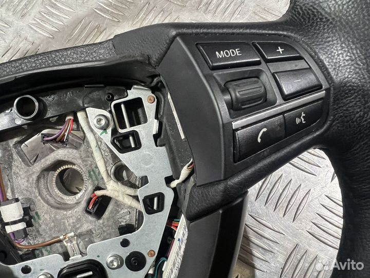 BMW F10 руль с обогревом