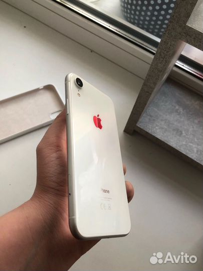 iPhone Xr, 64 ГБ