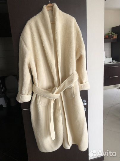 Халат из овечей шерсти новый
