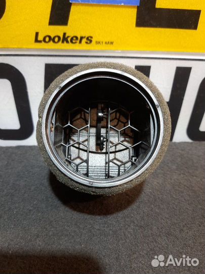 Воздуховод в торпедо Ford Galaxy 2.0 qxwb 2007