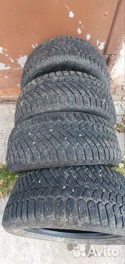Gislaved Nord Frost 200 215/55 R17