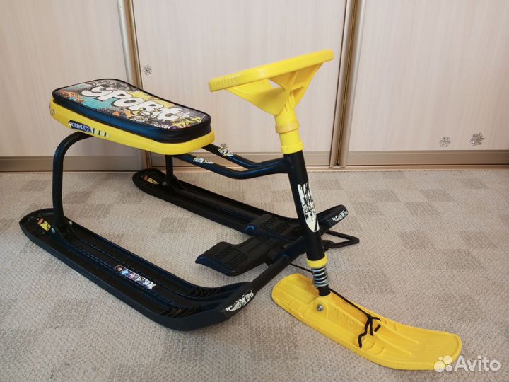 Детский снегокат бу