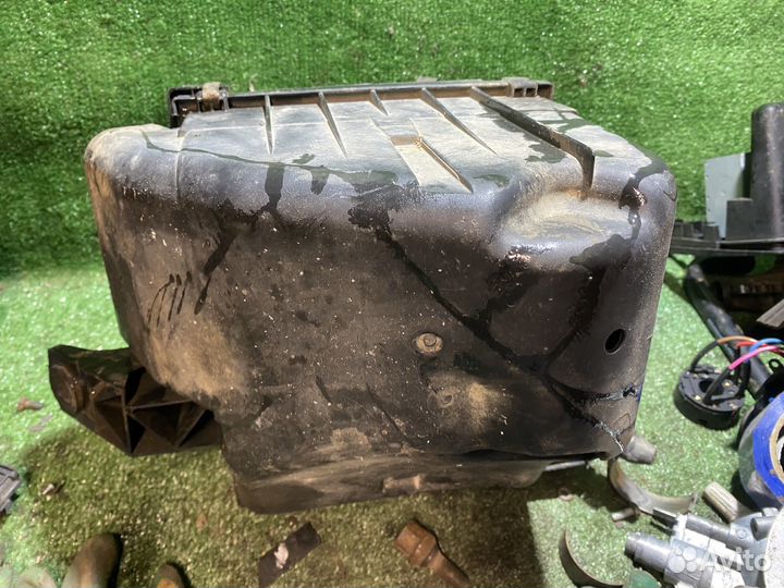 Корпус воздушного фильтра passat b5