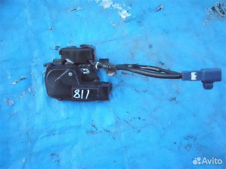 Замок багажника Toyota Prius NHW20 1nzfxe 2005