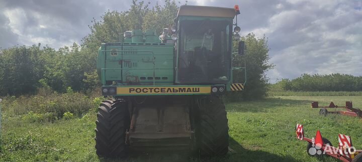 Комбайн Ростсельмаш Дон 1500Б, 2003