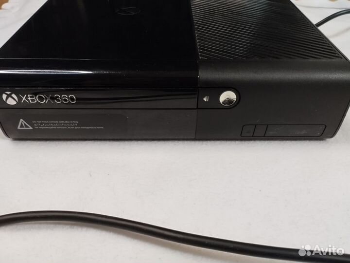 Xbox 360 elite непрошитый + диски