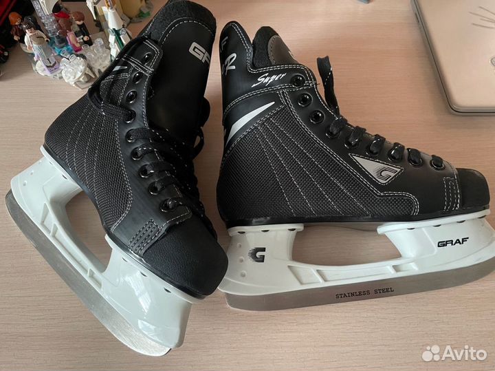 Коньки хоккейные 35 размер