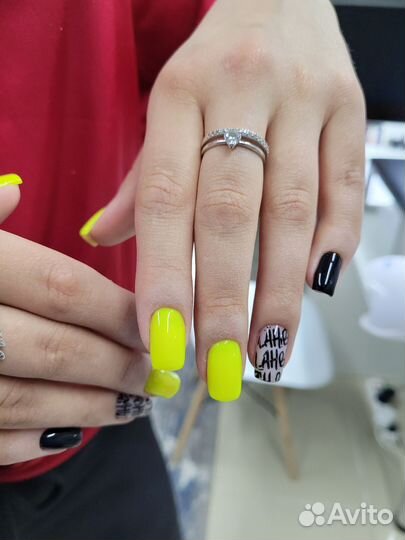 Услуги маникюра