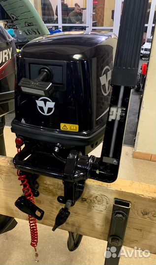 2-х тактный лодочный мотор Tohatsu (Тохатсу) 9.8 в