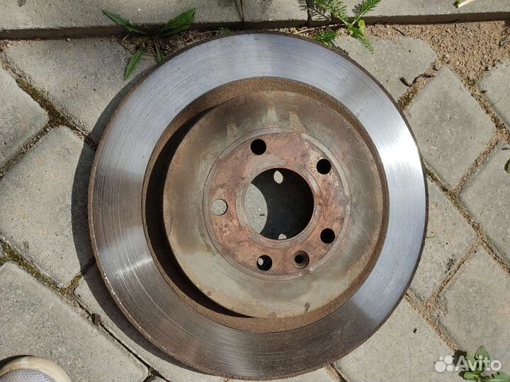 Тормозные диски Ford Explorer 5