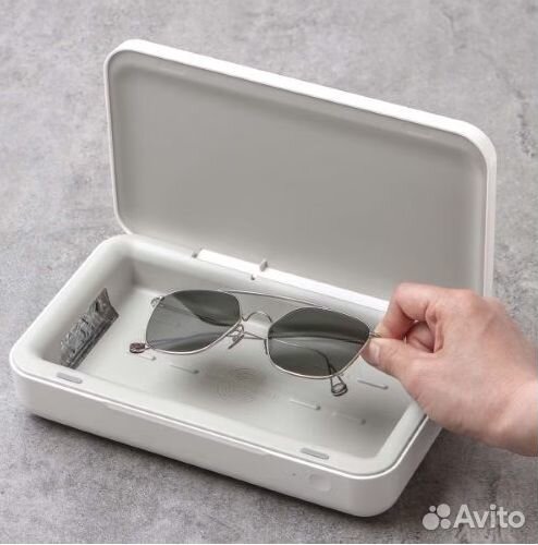 Беспроводное зарядное с уф-стерилизатором