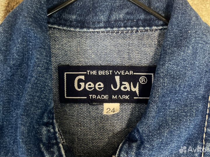 Джинсовая куртка на девочку