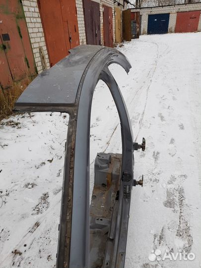 Стойка кузова центральная volvo S80 II левая