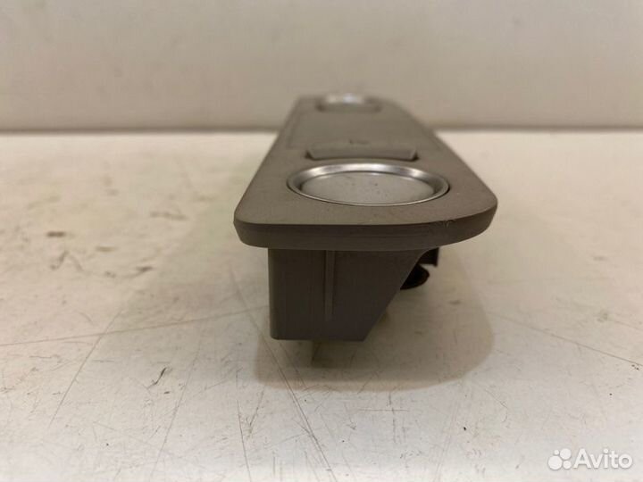 Плафон подсветки салона задний Audi A6 C6 2.0 2008