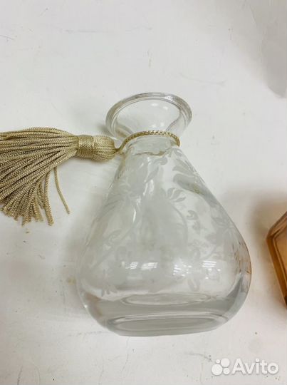 Старинные Шкатулка. Флакон для духов. Ваза