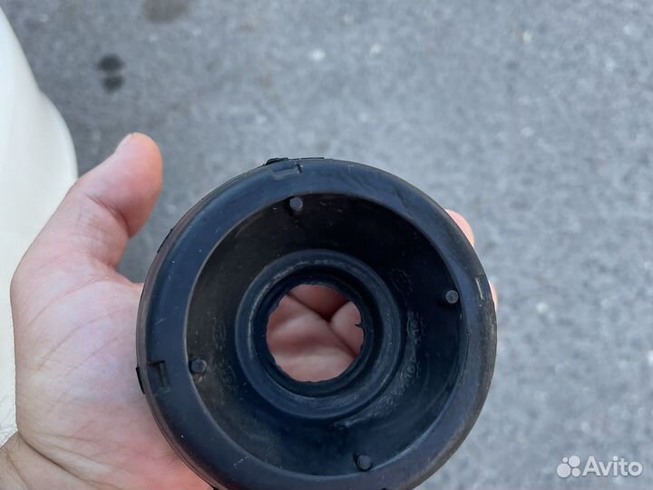 Опоры амортизатора skoda rapid 1J0412331C