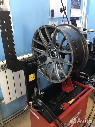 Мастер шиномонтажа