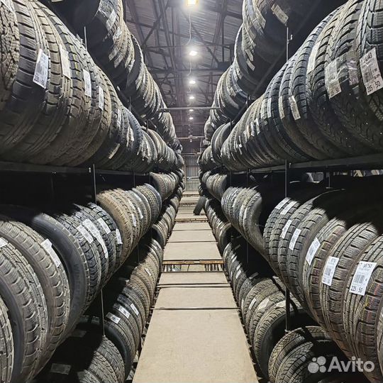 Pirelli Ice Asimmetrico Plus 205/60 R16 96L