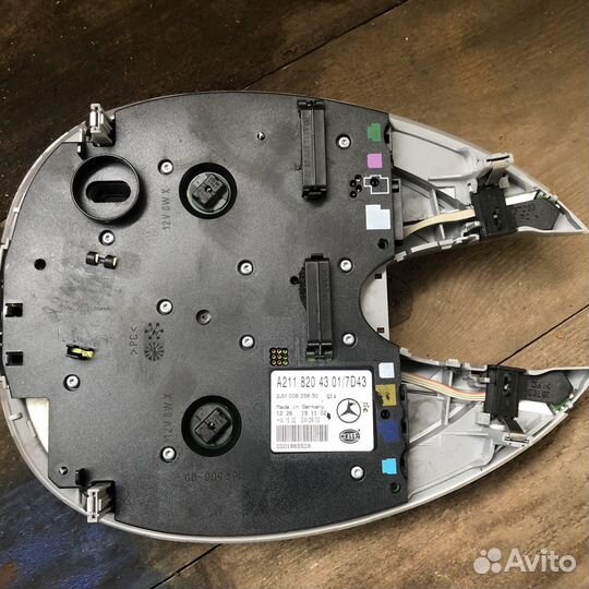 Плафон освещения салона для Mercedes W211