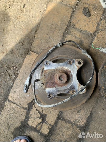 Ступицы передние,задние citroen c4 peugeot 308