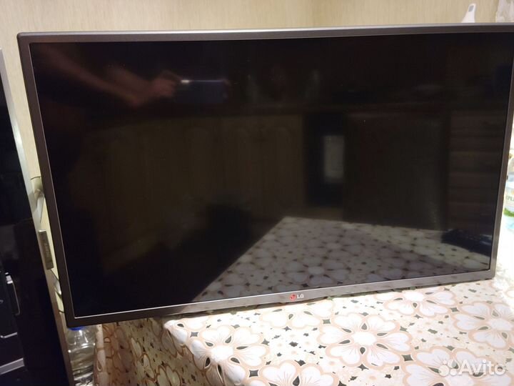 Тв LG 32lb565u