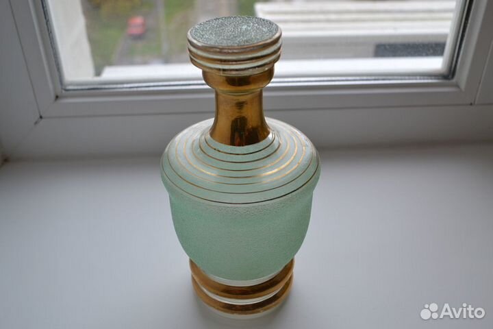 Графин из ссср,зелёное обсыпное стекло