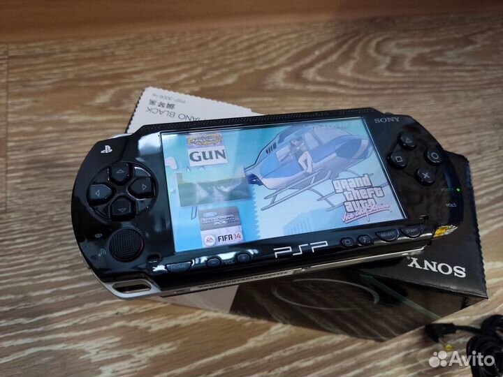 Прошитая PSP 1006 8Gb+игры