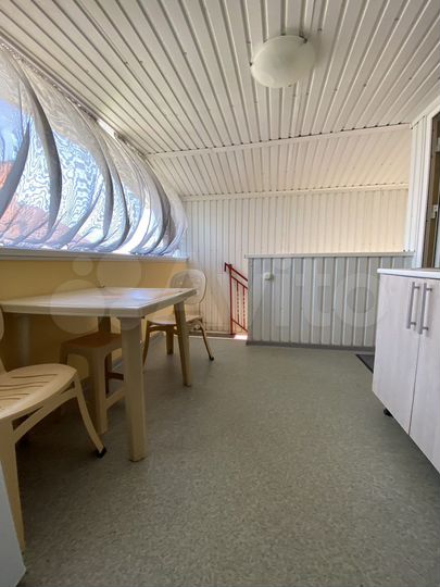 Комната 50 м², 3/3 эт.