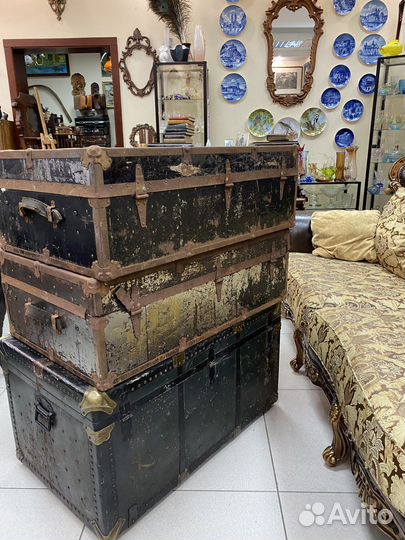 Антикварные сундуки дорожные Америка 19 в