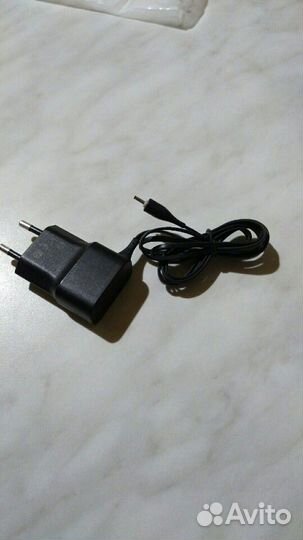 Зарядное устройство