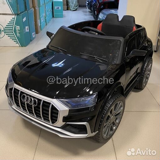 Черный ауди электромобиль 2088