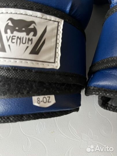 Боксерские перчатки с лапами 8oz