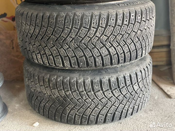 Michelin Latitude X-Ice North 215/50 R17 100ZR