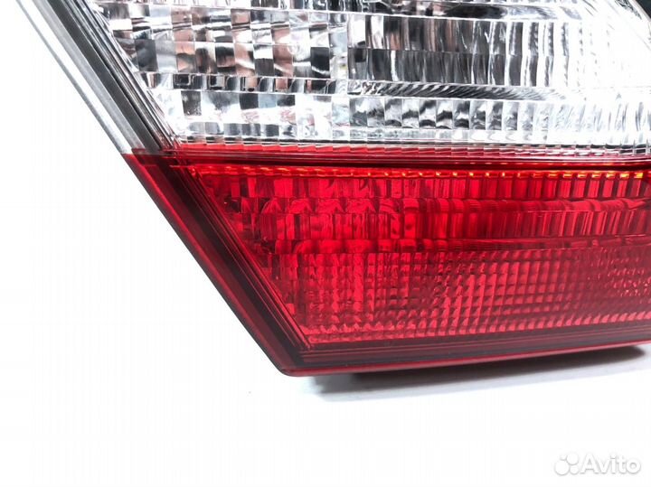 Фонарь внутренний задний левый Infiniti M37 KNY51