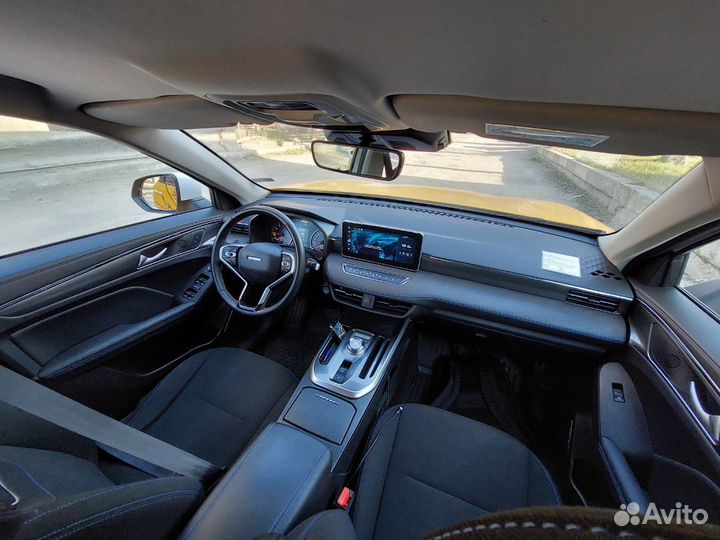 Требуется водитель новые авто без пробега