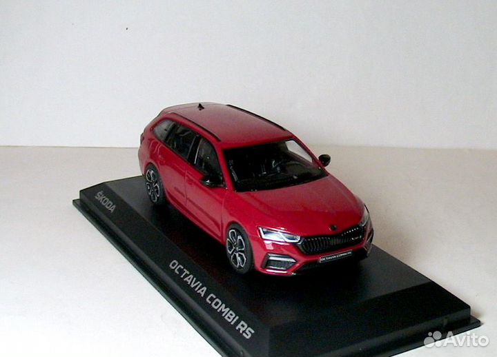 1/43 Skoda Octavia A8 RS combi 2020 Октавия Мк4