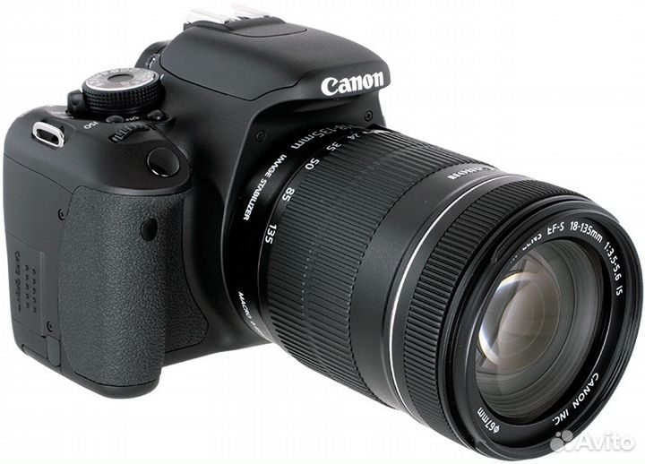 Продам Canon EOS 600D 18 - 135 мм